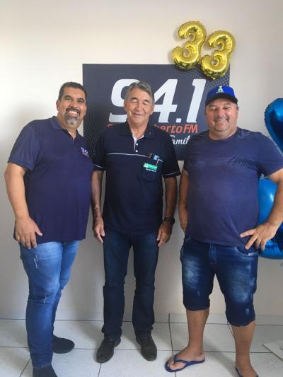 Campo Abeto FM estÃ¡ com programaÃ§Ã£o especial dos 33 anos